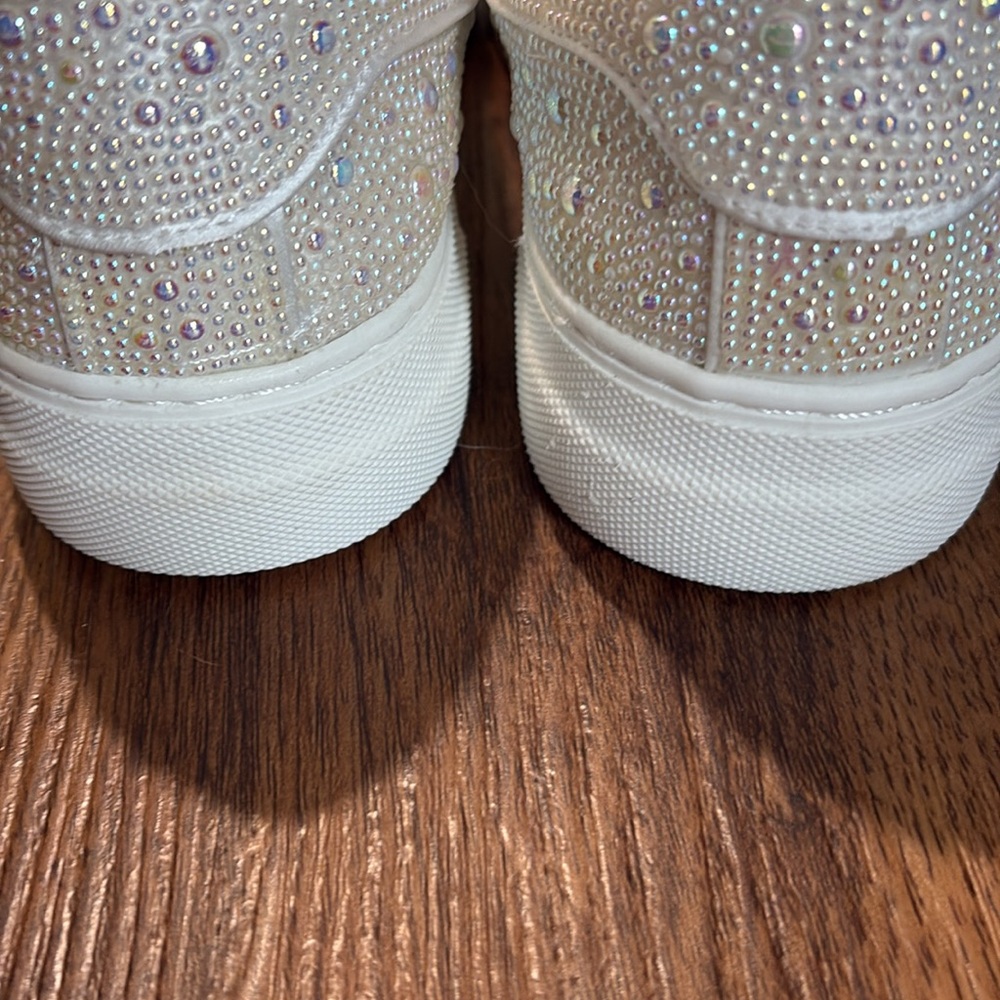 Betsey Johnson SIDNY Pearl Beaded Platform Lace up Sneaker. Bling ! Comfortable - Picture 7 of 8